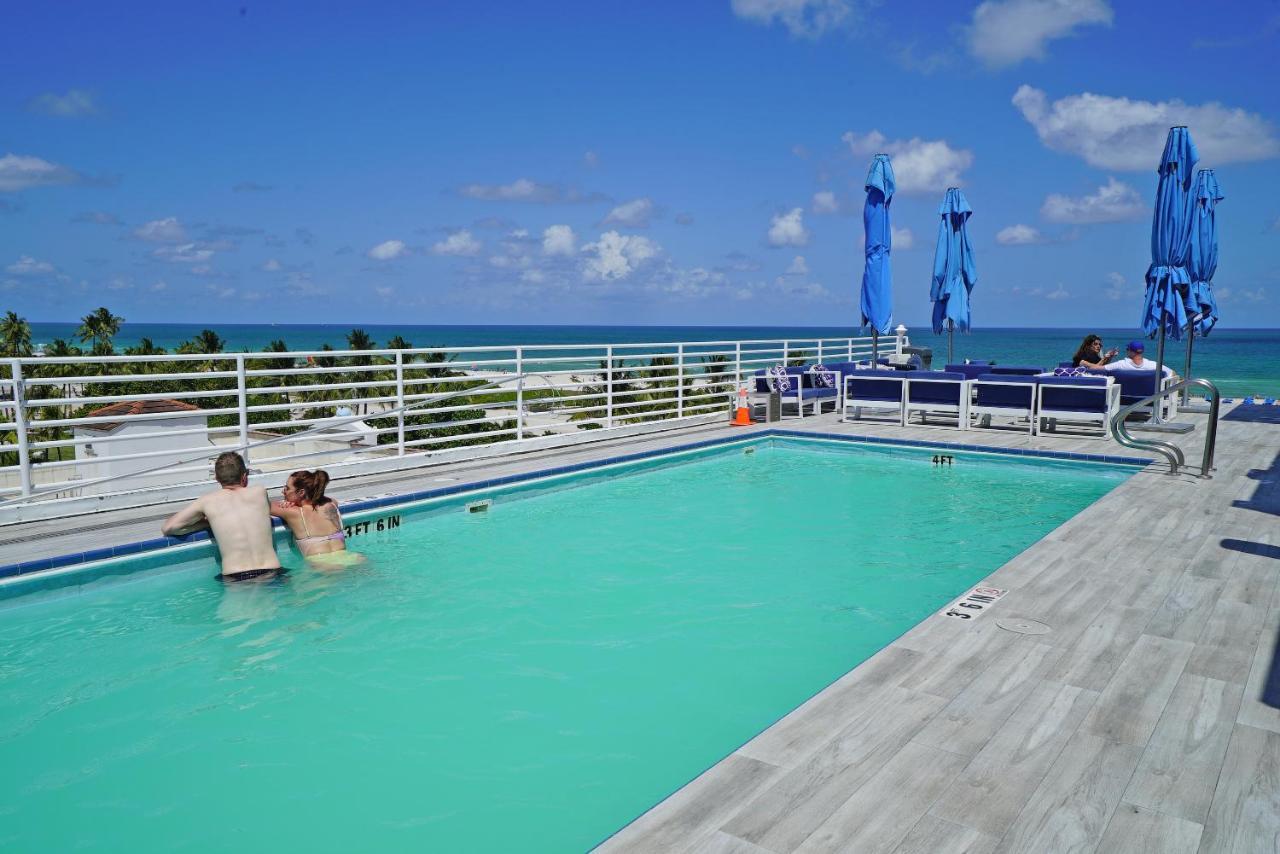 Deluxe Apartments At The Congress Miami Beach Exterior photo
